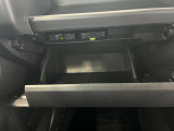 収納もたくさん付いています。大きなものから小さなものまで、使う方の気持ちを考えた気遣いが嬉しいですね。