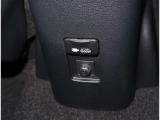 100V/1500Wの電源コンセントが有ります。