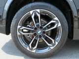 ◆ローンリース等ファイナンス商品、BMW専用自動車保険、BMWカード、コーティング、板金塗装、ドライブレコーダーなど社外品の取扱もございます。お車に関することは全てバルコムにお任せ下さい◆