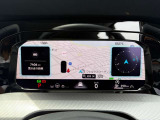【Digital Cockpit Pro】メーター表示に加え、ナビゲ―ションのマップ、アシストシステムなど好みに応じて表示を切り替えできます。