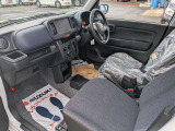 自社指定工場を完備しているから、納車後の車検やちょっとした相談も安心!「選んで良かった」と笑顔になれる丁寧なサポートをお約束します。