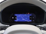 Google アシスタントを呼べば、友人や家族、会社の同僚への連絡や、車内環境の調整も思いのまま。ルート案内やエンターテイメント機能を利用する際も、ステアリングから手を離す必要はありません。