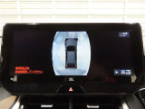 パノラミックビューモニター付きです。車両を上から見たような映像をディスプレイオーディオ画面に表示。運転席からの目視だけでは見にくい、車両周辺の状況をリアルタイムでしっかり確認できます。