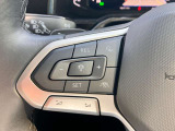 アダプティブクルーズコントロール(ACC)&トラベルアシスト搭載。車間距離維持+車線サポートで快適なドライブを。