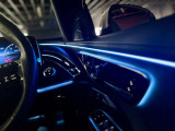 車内を美しく演出するアンビエントライトを装備。昼夜問わず上質な雰囲気をお楽しみいただけます。