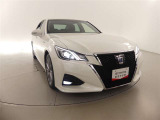 LEDヘッドライトです。デザイン性がよくとても明るいので、夜間の走行や悪天候でも安心です。しかも長寿命!