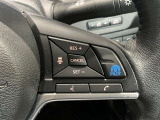ハンドル右部にはプロパイロットスイッチが装着されています。高速道路などアクセルを踏んだままでの走行の時、手元のスイッチ操作でアクセルを踏まなくても速度を保つことができます。