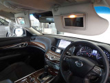 照明付バニティーミラー★運転席、助手席に装備しています。