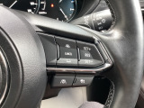 MRCC(マツダレーダークルーズコントロール)は先行車との車間を維持しながら追従走行を行い、長距離でのドライバー負担を軽減させてくれます。
