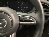 MRCC(マツダレーダークルーズコントロール)は先行車との車間を維持しながら追従走行を行い、長距離でのドライバー負担を軽減させてくれます。