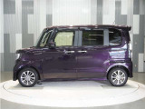 整備代金を車両本体価格に含んでおります。法定点検整備または定期点検を実施し、点検記録簿を発行致します。