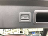 電動パワーリフトゲート!手荷物いっぱいでも操作ラクラク