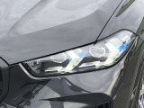 LEDのパワフルな白色光は太陽光の特性に近く、優れた視認性を発揮します。