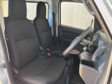 運転席広々
