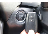 R2年式・RAV4・X・5.8万キロ・LEDヘッドライト・F・S・Rエアロパーツ・9インチナビ・Bluetooth・CD/DVD再生・バックモニター・ドライブレコーダー・インテリキー