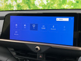多彩なオーディオソースに対応。お好みの音楽を存分に楽しめます。ラジオ、USB、Bluetoothなど、様々な接続方法に対応。