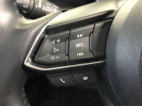 ステアリング廻り、便利なステアリングオーディオリモートコントロールスィッチ付き