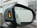 Audi正規ディーラーが高品質をお約束。高度な訓練・教育を受けたAudi専任メカニックが、100項目にもおよぶ精密な点検を実施いたします。すべてをクリアしたAudi車だけが、あなたのお手元に届けられるのです。