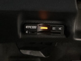 【ETC車載器】もはや必須アイテムのETCを搭載!高速道路のご利用時にとても便利!わずらわしい料金所での現金支払いが不要となりスムーズに通過できます♪