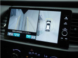 ◆マルチビューカメラシステム◆運転席から見づらい前後左右を、ナビ画面の映像で確認。見通しの悪い交差点や狭い道でのすれ違い、駐車などをサポートします。