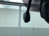 【別途SDカードの購入が必要です。また社外品は保証対象外となります。】運転中の映像・音声などを記録して、交通事故やトラブルが起きた時の正確な状況把握に役立つドライブレコーダーが装着されています。