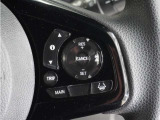 【ホンダセンシング】衝突を予測してブレーキをかけたり、前のクルマにちょうどいい距離でついていったりできる多彩な安心・快適機能を搭載した先進の安全運転支援システム。