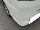 右 フロント こすった跡があります。タッチペン跡あります。