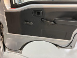 中古車は一物一価、同じようなお車でも、整備状況、外内装の状態など様々です。