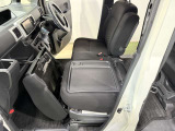 ☆車内の隅々まで徹底クリーニング!目に見えない汚れも落とします!除菌ウイルス除去・消臭でお子様にも安心!