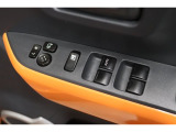 運転席はオート機能付のパワーウィンドウです!