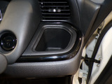 運転席の届きやすいところにドリンクホルダーがついています。視線をそらすことなく手に取れるので運転に集中できて安心ですね。