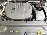 ご納車前に、店舗に併設された整備工場にて点検整備を行います。ボルボ車を熟知したテクニシャンが、ディーラーならではの安心感をご提供致します。
