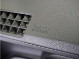 ◆助手席エアバッグ◆SRSエアバッグは、シートベルトだけでは防ぎきれない衝突時の衝撃から乗員を守るための安全装置。衝突時に瞬時に膨らみ、頭部や胸部がダッシュボードに直接衝突するのを防ぎます。