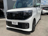 LEDヘッドライトハイビームアシスト機能付です。前方検知用カメラで、先行車や対向車のライト、道路状況・道路周辺の明るさを検知し、前方の視界を確保し手動で切り替えるわずらわしさを軽減します。