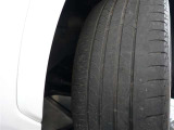 タイヤサイズは235/50R20となっております☆
