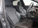 高級家具のような質の高いレザーを採用するのはAudiのクルマづくりの哲学のひとつです。体の大きなドイツ人が座っても頑丈な耐久性があります。シートヒーター付きですので冬でも大変心地良く運転をして頂けます