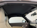 品質へのこだわり!フロアマットやシートなど車内をキレイに清掃し、ニオイや汚れなどを徹底的にクリーニングしてもらっております。室内はピカピカです☆