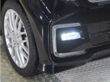 ◆フォグライト◆ 霧などの悪天候時、自車の位置を示すとともに前方や路肩が見えずらい時、近い位置をワイドに照らしてくれます