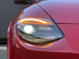 【LEDヘッドライト】とっても明るいLEDヘッドライトが装着されているので、夜の運転も明るく安全です。