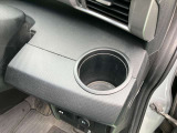 運転席側ドリンクホルダー