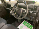付属品(取扱説明書・記録簿・スペアキー等)の有無は車両ごとに異なります。お気軽にお問い合わせください。