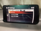 Bluetoothに接続することで、スマートフォンに入っている音楽アプリを車内で楽しめたり、通話が出来ます♪