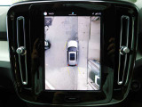 駐車時も安心の360度カメラ搭載。全方向の障害物を認識しやすく事故のリスクを軽減可能です。