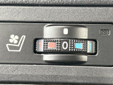 【シートヒーター&ベンチレーション】夏場は涼しい風でお尻や背中の熱やムレを防ぎ、冬はエアコンよりも早く温まってポカポカに!季節を問わず快適に過ごせます。