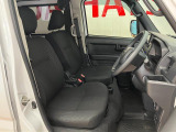 運転席広々