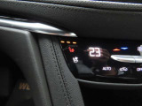 運転性、助手席共にシートヒーター、シートベンチレーショが装備されております。