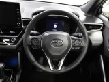各操作スイッチなどもハンドルから手を放すことなく操作可能で安全運転に支援いたします!