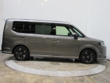 任意保険、クレジット、JAFなど車のことならなんでもお任せ下さい。当社ではお客様のカーライフをトータルサポートさせて頂きます。