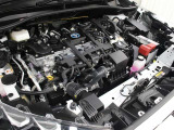 2ZR-FXE型 1.8L 直4 DOHCエンジンと1NM型 交流同期電動機のハイブリッドシステム搭載、FF駆動です。