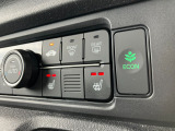冷えが気になる方にもうれしい、運転席&助手席シートヒーター。